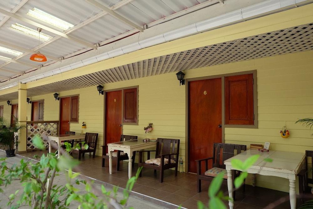 Steve Lady Hostel Bangkok Eksteriør billede