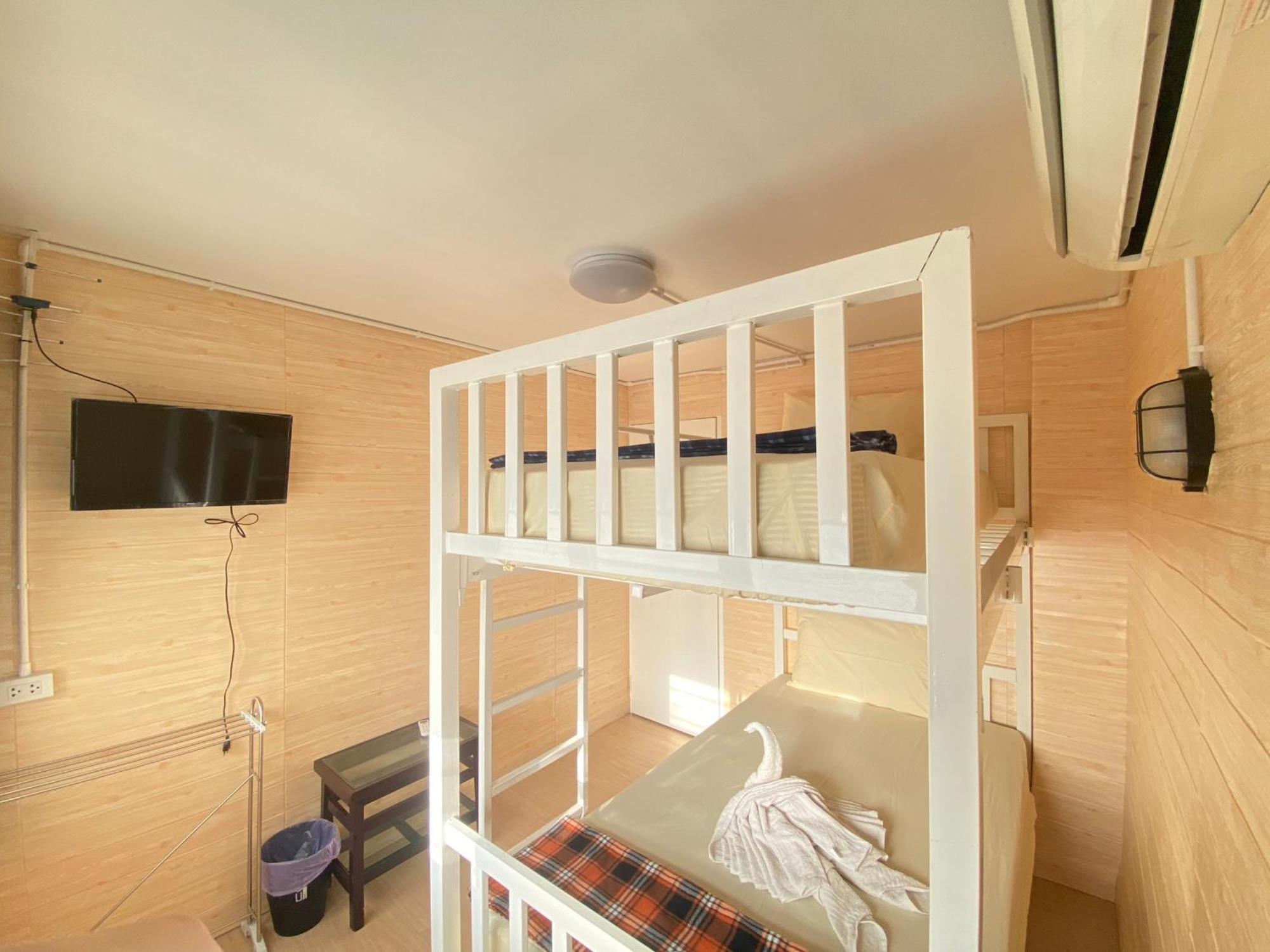 Steve Lady Hostel Bangkok Eksteriør billede